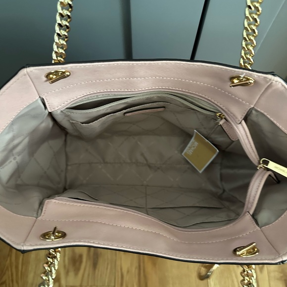 Michael Kors Jet Set Travel Lg Chain Tote - Picture 4 of 4